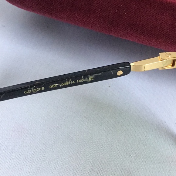 AUTHENTIC GUCCI SUNGLASSES. - Picture 3 of 7